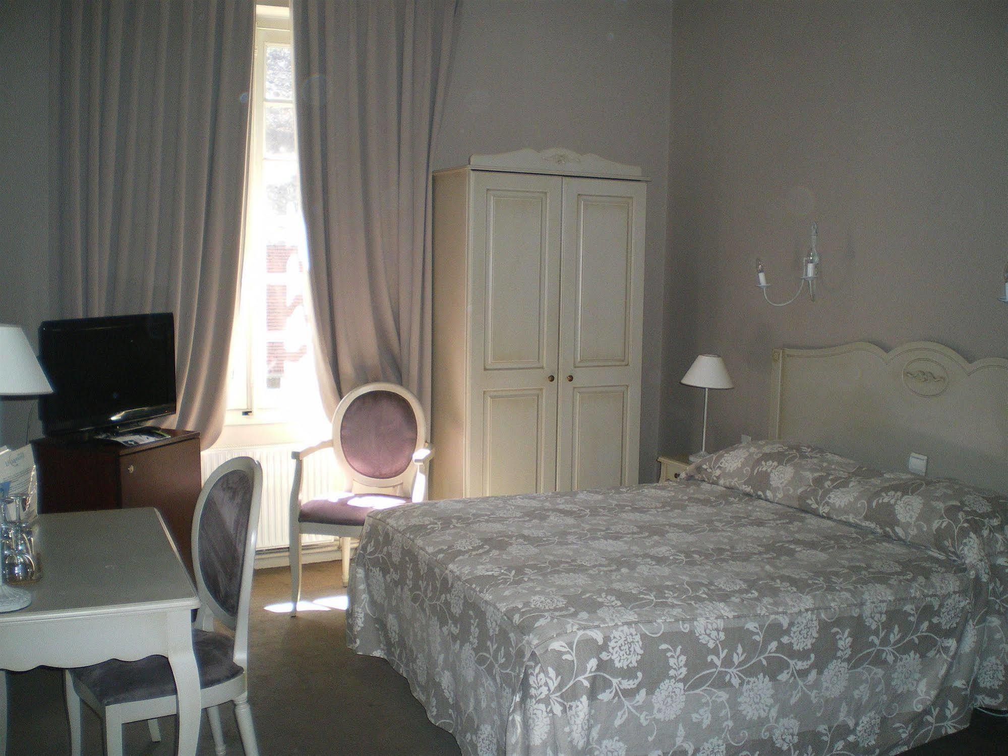 Hotel Le Maxime - Best Western Signature Collection Auxerre Exterior foto